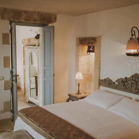Masseria Montenapoleone * Fasano